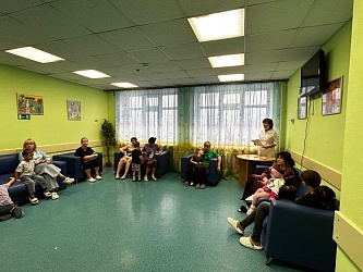 «Школа для родителей» в отделении медицинской реабилитации ГБУ РО «ОДКБ» доказала свою необходимость и эффективность