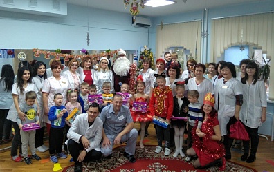 Новогодний праздник:  больше улыбок – больше здоровья!