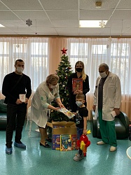 МЕЧТЫ СБЫВАЮТСЯ: с помощью Благотворительного фонда «ДАРИНА» и неравнодушных людей Дед Мороз исполнил желания детей… 