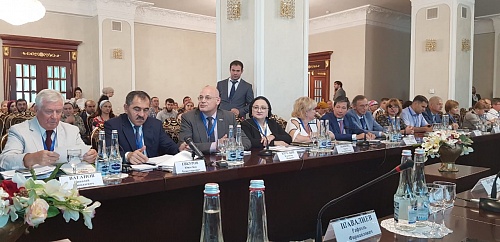 Главврач ОДКБ РО Светлана Пискунова выступила с докладом на Всероссийской конференции Ассоциации детских больниц России 