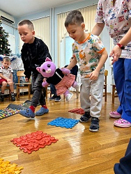 Для детей с ограниченными возможностями здоровья в ОДКБ спланировали вдвойне полезные мероприятия 