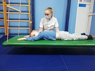 В отделении медицинской реабилитации (ОМР) ОДКБ РО разработан комплексный метод применения сенсорной интеграции 